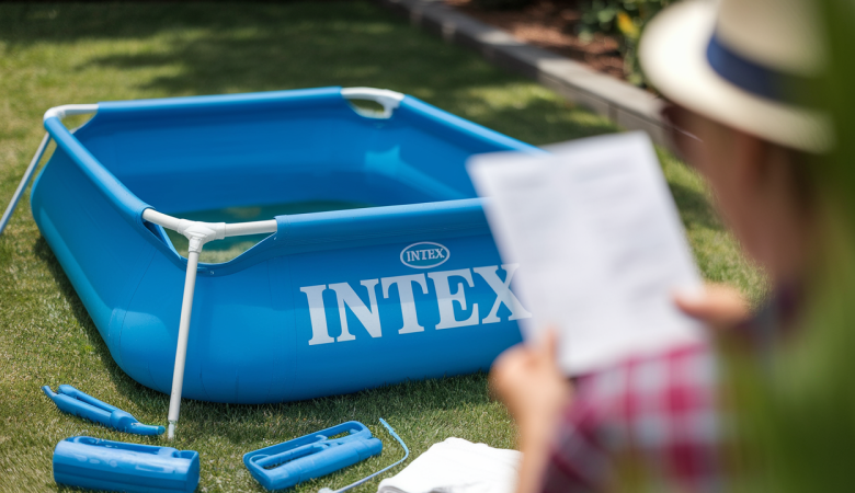piscine-intex-partielle-outils-personne
