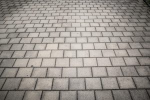 Pavé kandla : le choix authentique pour un aménagement paysager durable